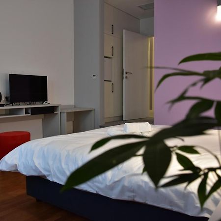 Osten Art Hotel Skopje Exteriör bild