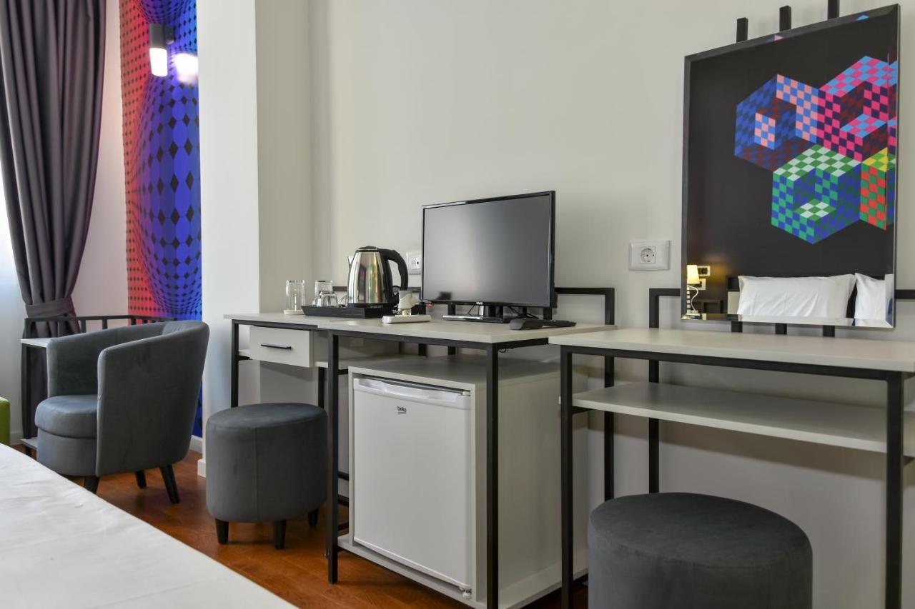Osten Art Hotel Skopje Exteriör bild