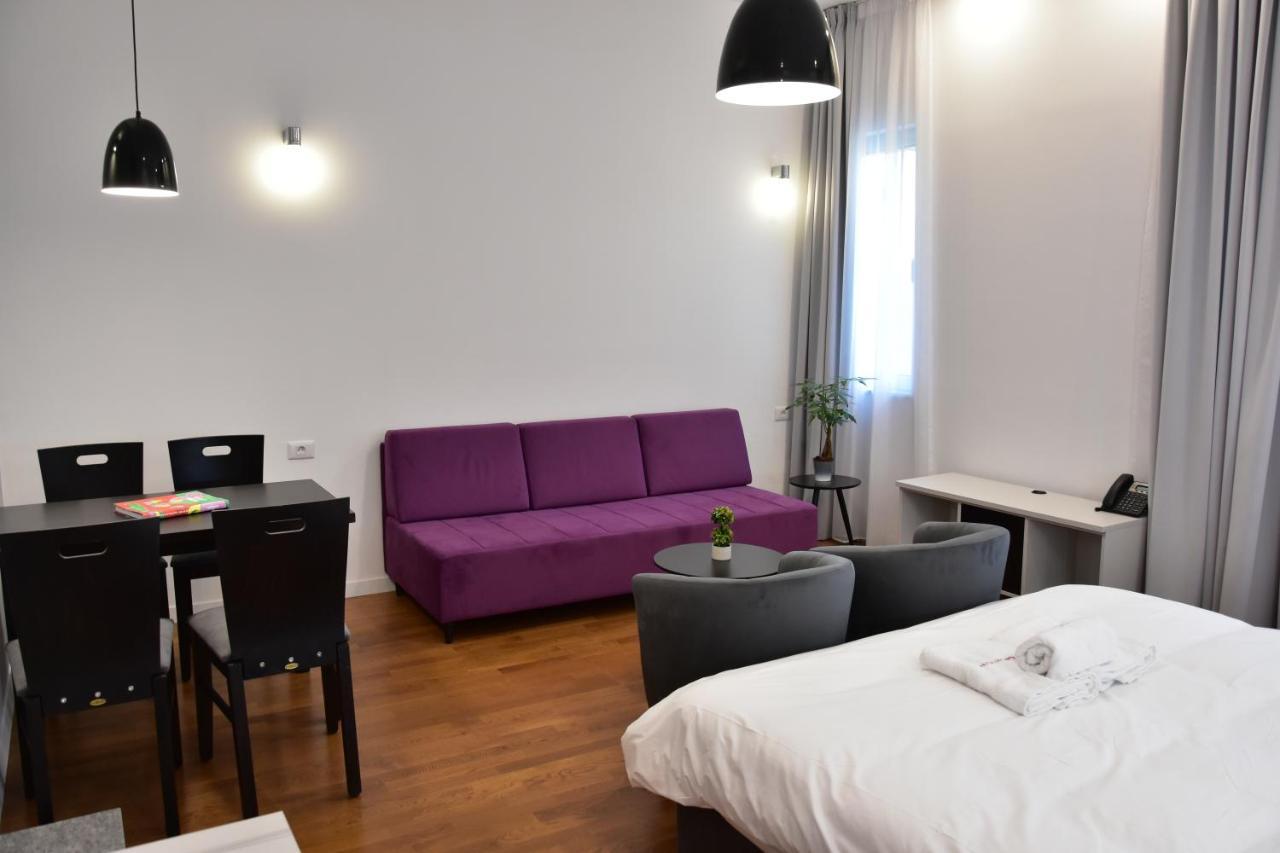 Osten Art Hotel Skopje Exteriör bild
