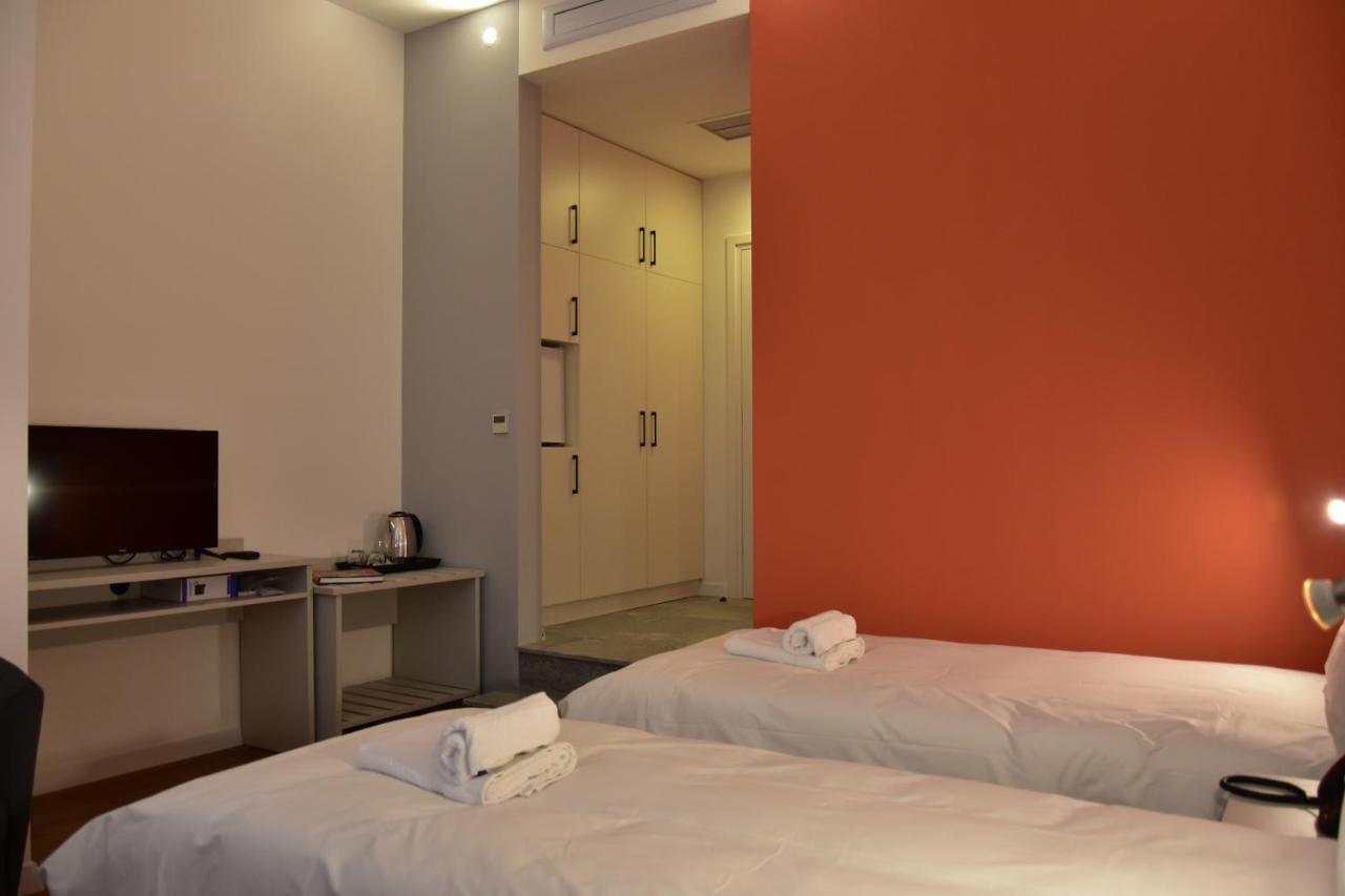 Osten Art Hotel Skopje Exteriör bild