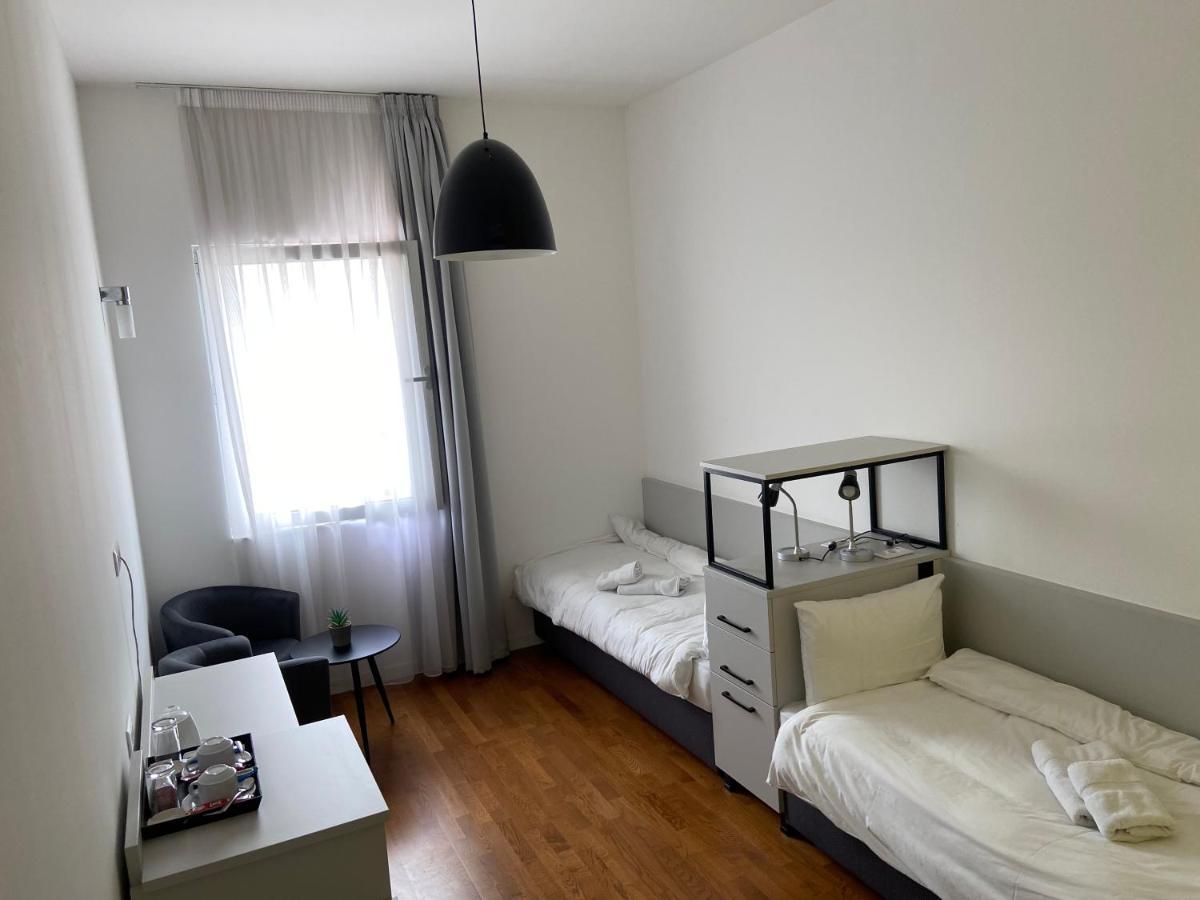 Osten Art Hotel Skopje Exteriör bild